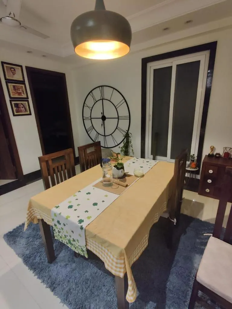Vintage Room With Modern Amenities 구르가온 인도