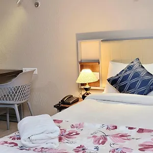  Hotel Vamsor Heights 1047
